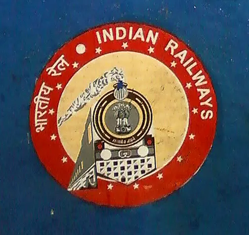 Indian_Railways_Logo_on_Narayanadri-Falaknuma_Express