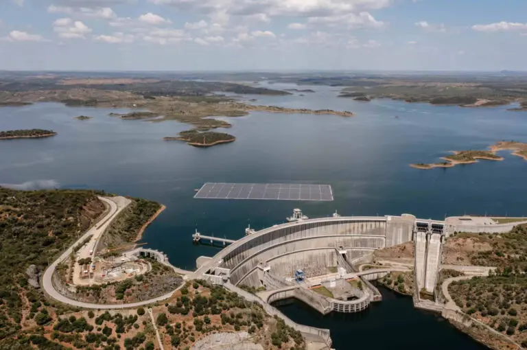 EDP inaugurates floating solar park in Alqueva pumped storage reservoir