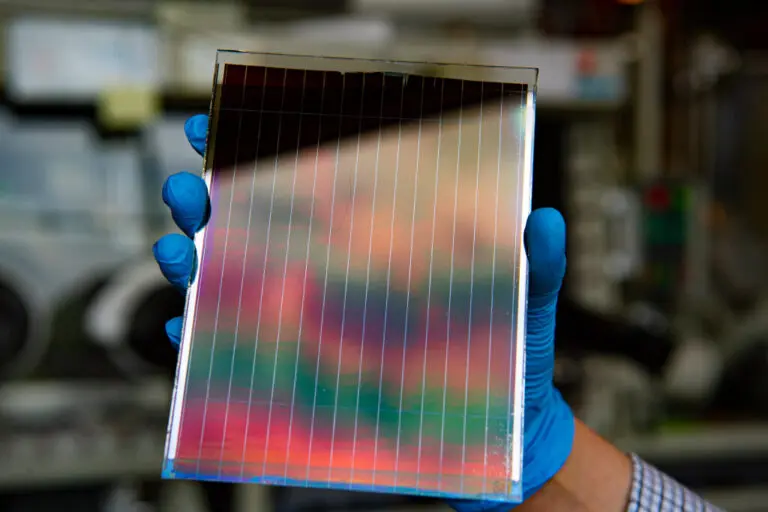 Novel approach could streamline perovskite solar cell process