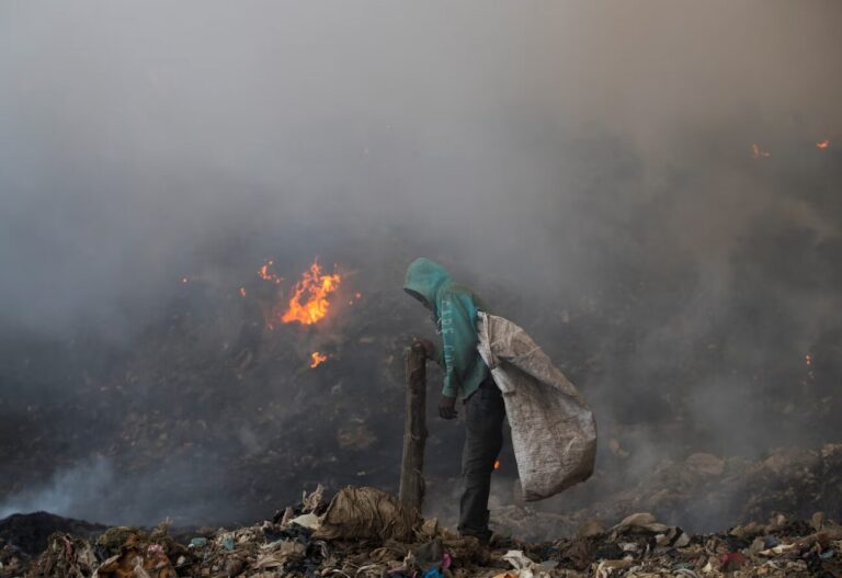 Open waste burning at a landfill in the Dominican Republic