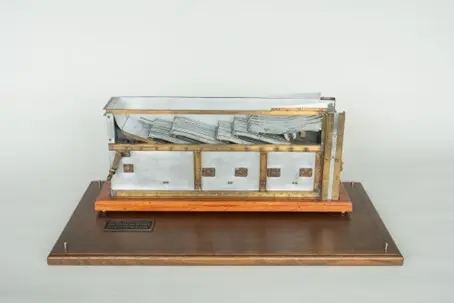 Prototype of the MARTIN reverse-acting combustion grate
